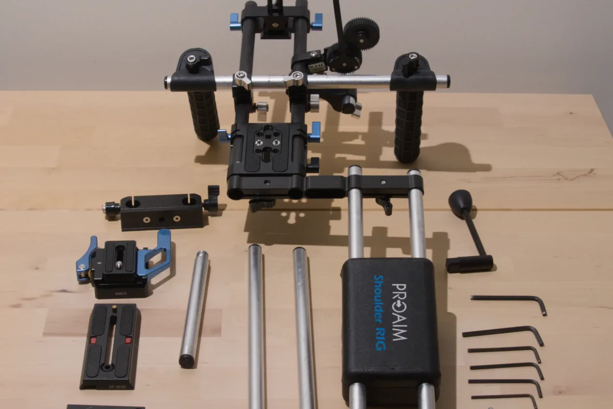 Location SmallRig Crosse Épaule - Lightyshare