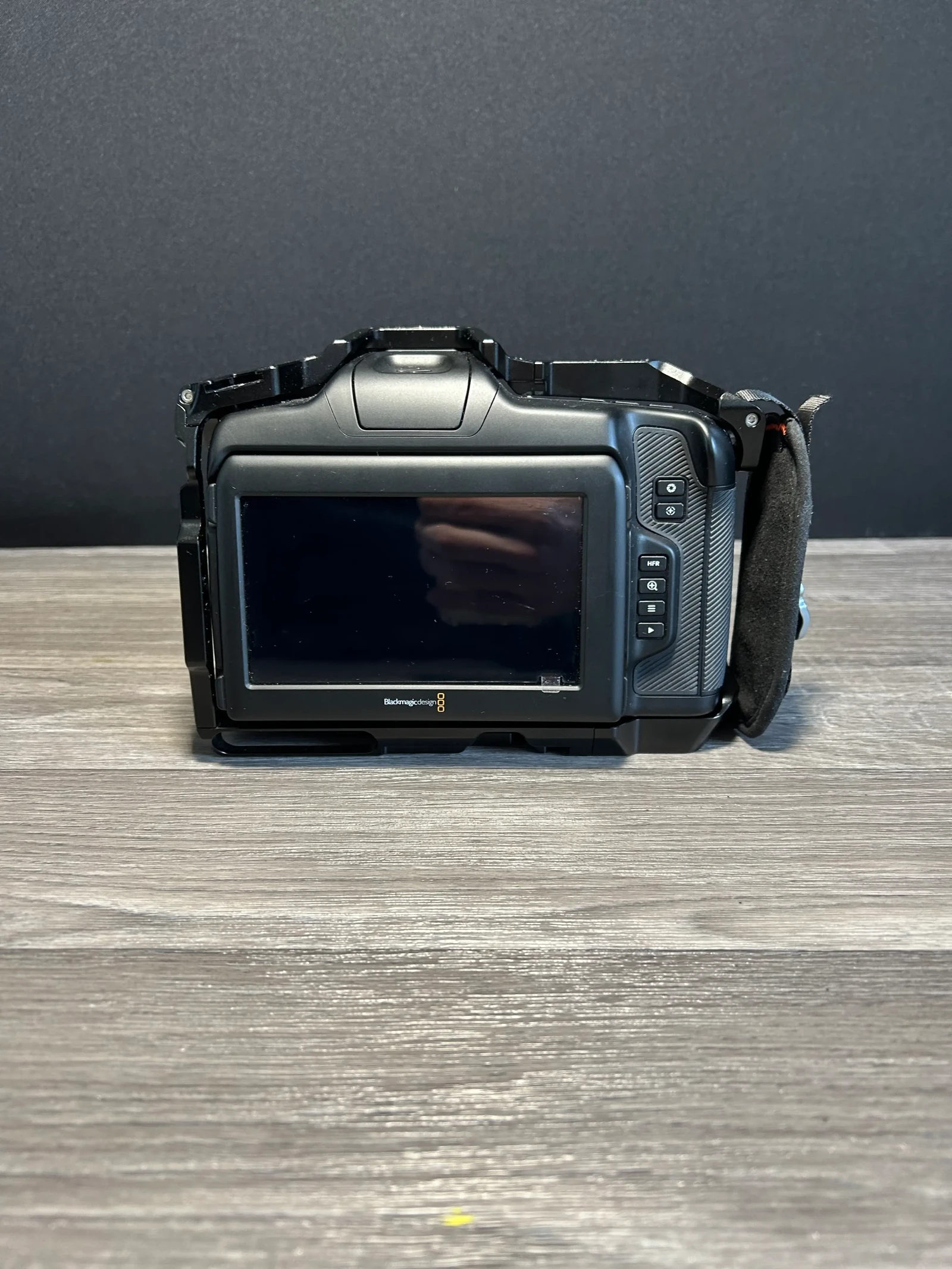(PACK) BMPCC 6K + Sigma Art 35mm f/1.4 - Photo 3 sur 6