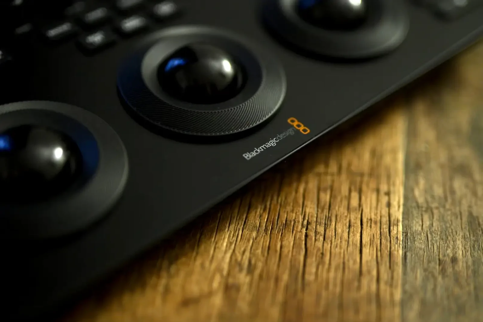 Blackmagic Design Resolve Micro Panel - Photo 1 sur 3