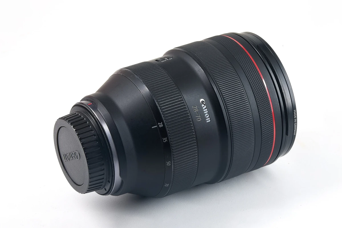 Location Canon RF 28-70mm f/2L USM - Lightyshare