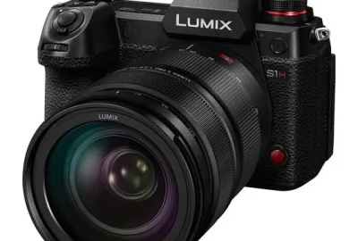 Location Pack Lumix S1H + 2 objectifs + stabilisateur DJI + 2 cartes SD