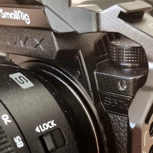 Location Lumix SRIIx