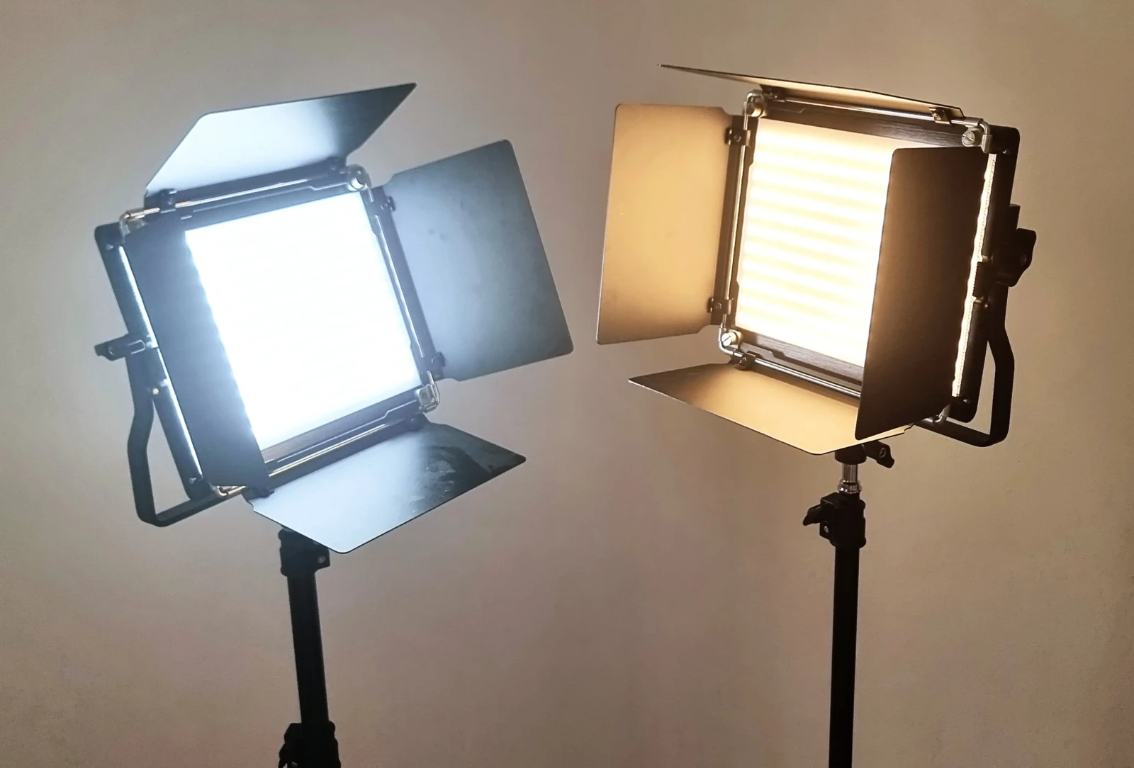 Neewer Panel Light Bi-color NL-660 - Photo 1 sur 4