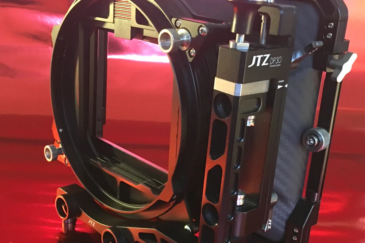 Location JTZ DP30 - Lightyshare