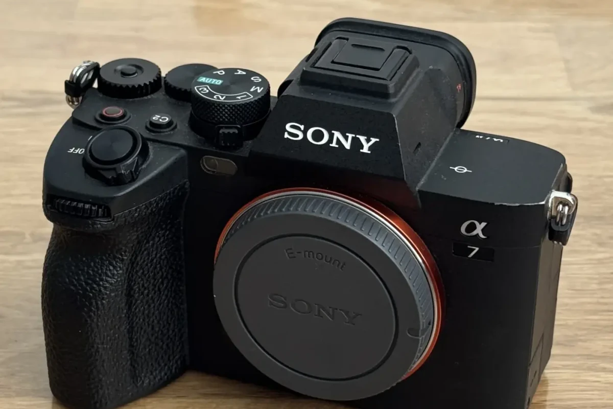 Location Sony Alpha 7 IV (A74) - Lightyshare