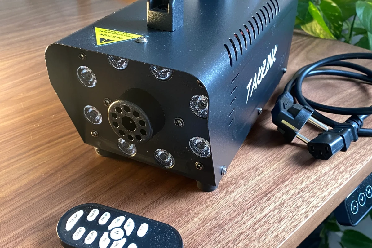 Location Virhuck Machine à fumée - Lightyshare