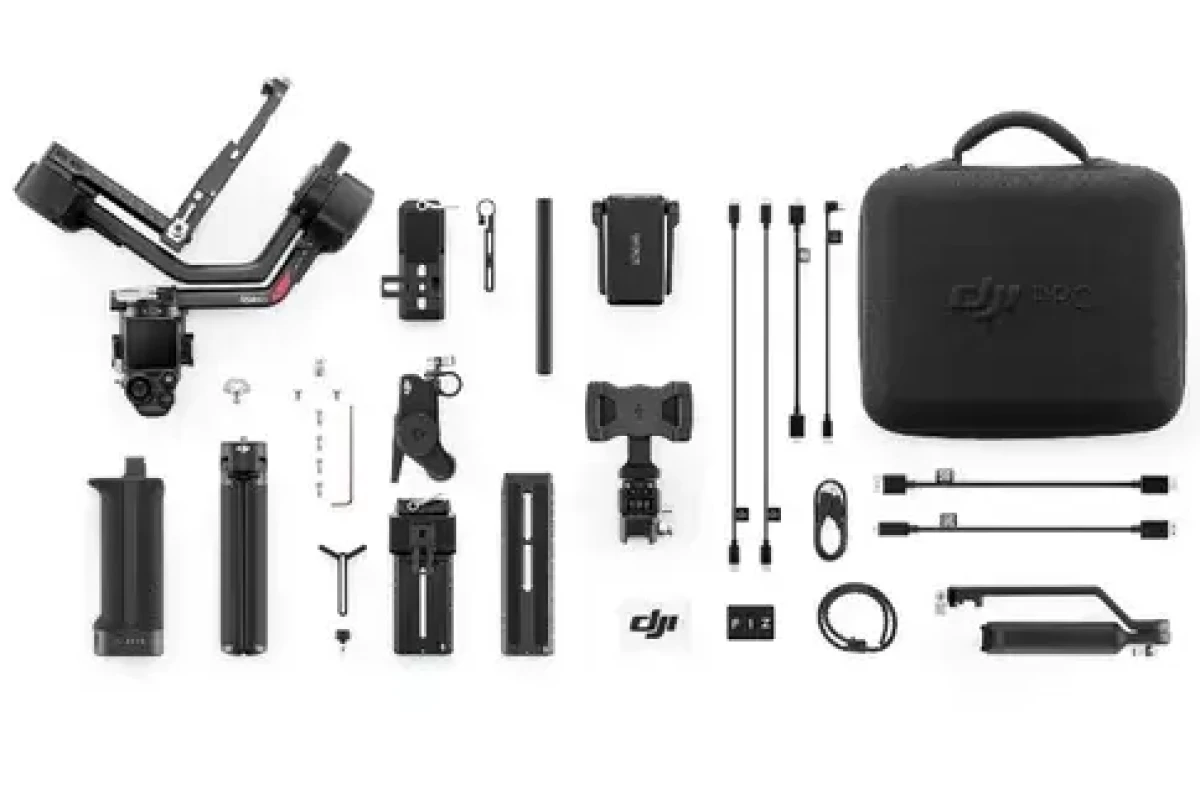 Location DJI RS 4 Pro Combo - Lightyshare