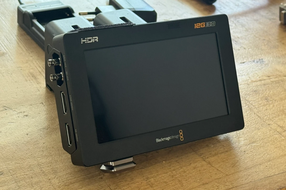 Location Black Magic Vidéo Assist 12G, 6 pouces - Lightyshare