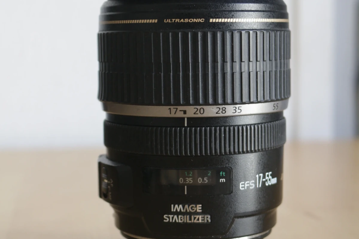 Location Canon EF-S 17-55mm f/2.8 IS USM - Lightyshare