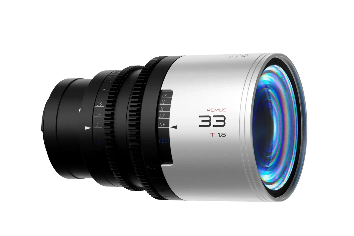 Location Blazar Remus 33mm T1.8 1.5x Full-Frame Anamorphic Lens - Lightyshare