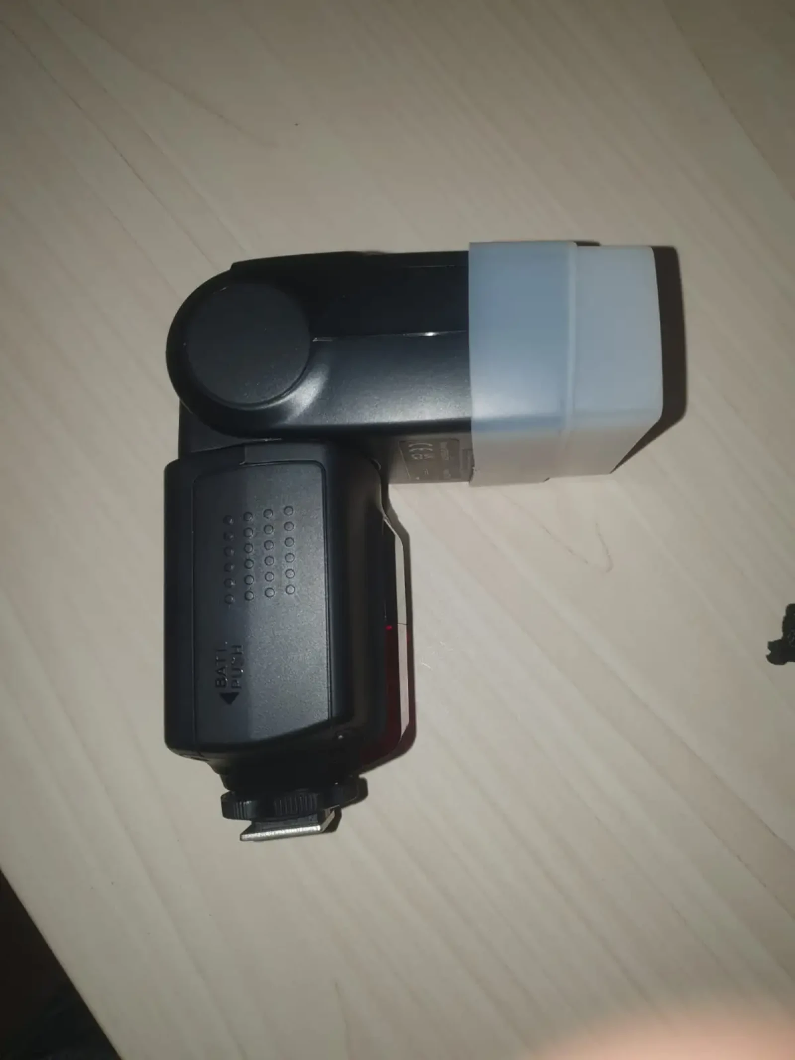 Neewer TT560 SPEEDLITE GN38 - Photo 3 sur 3