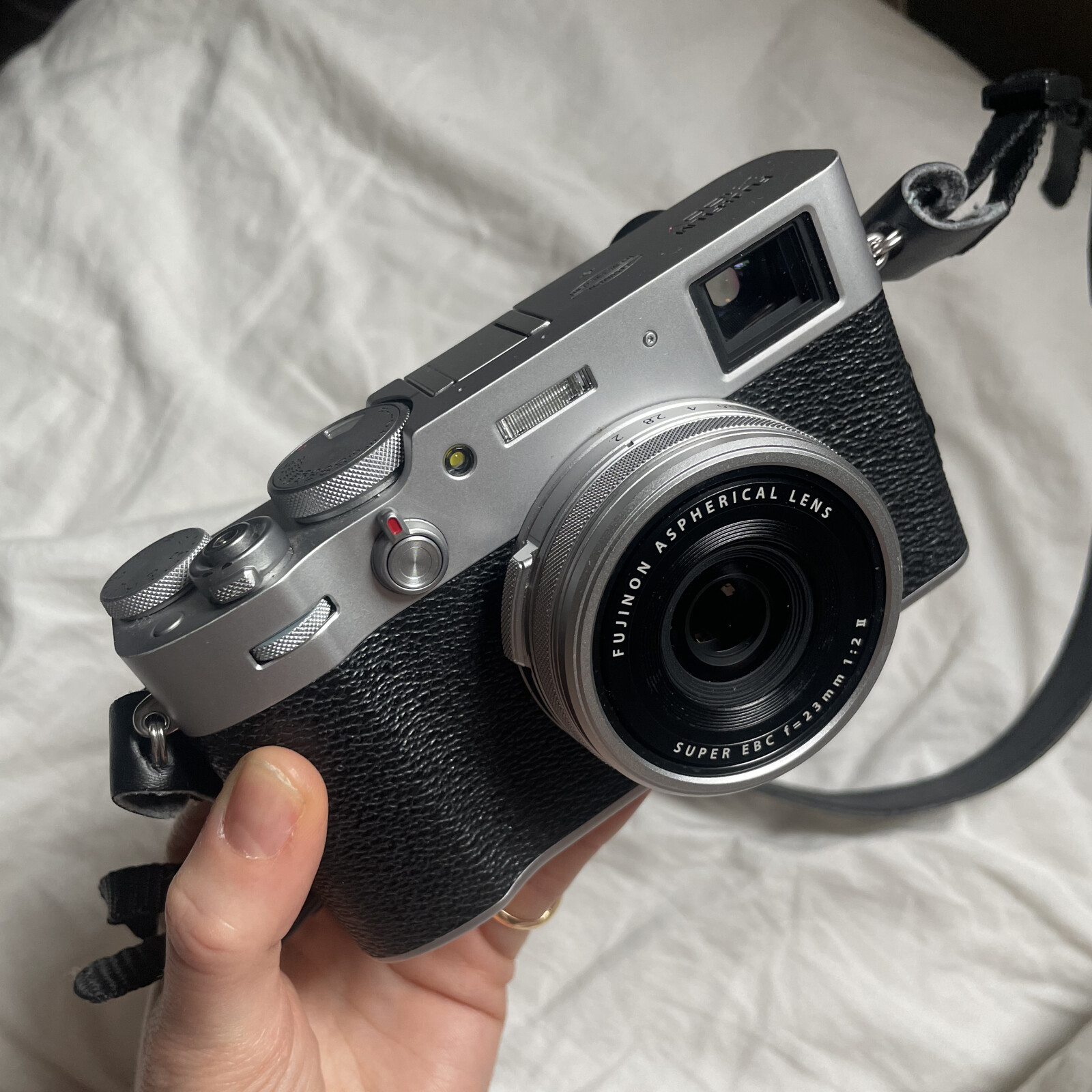 Fujifilm X100V - Photo 2 sur 3