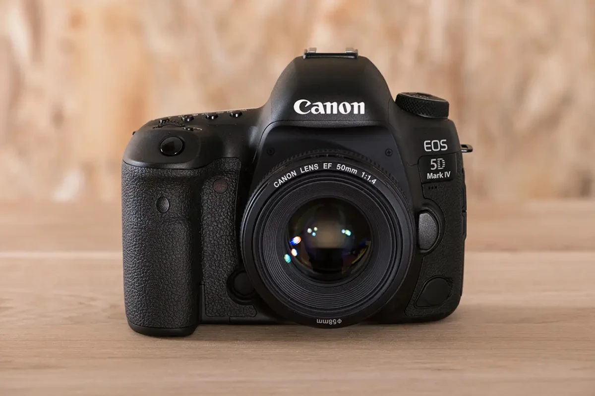 Location Pack CANON 5D MARK III + objectif EF 50mm f/1.4 USM - Lightyshare
