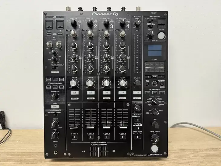 Pionneer DJM-900 Nexus