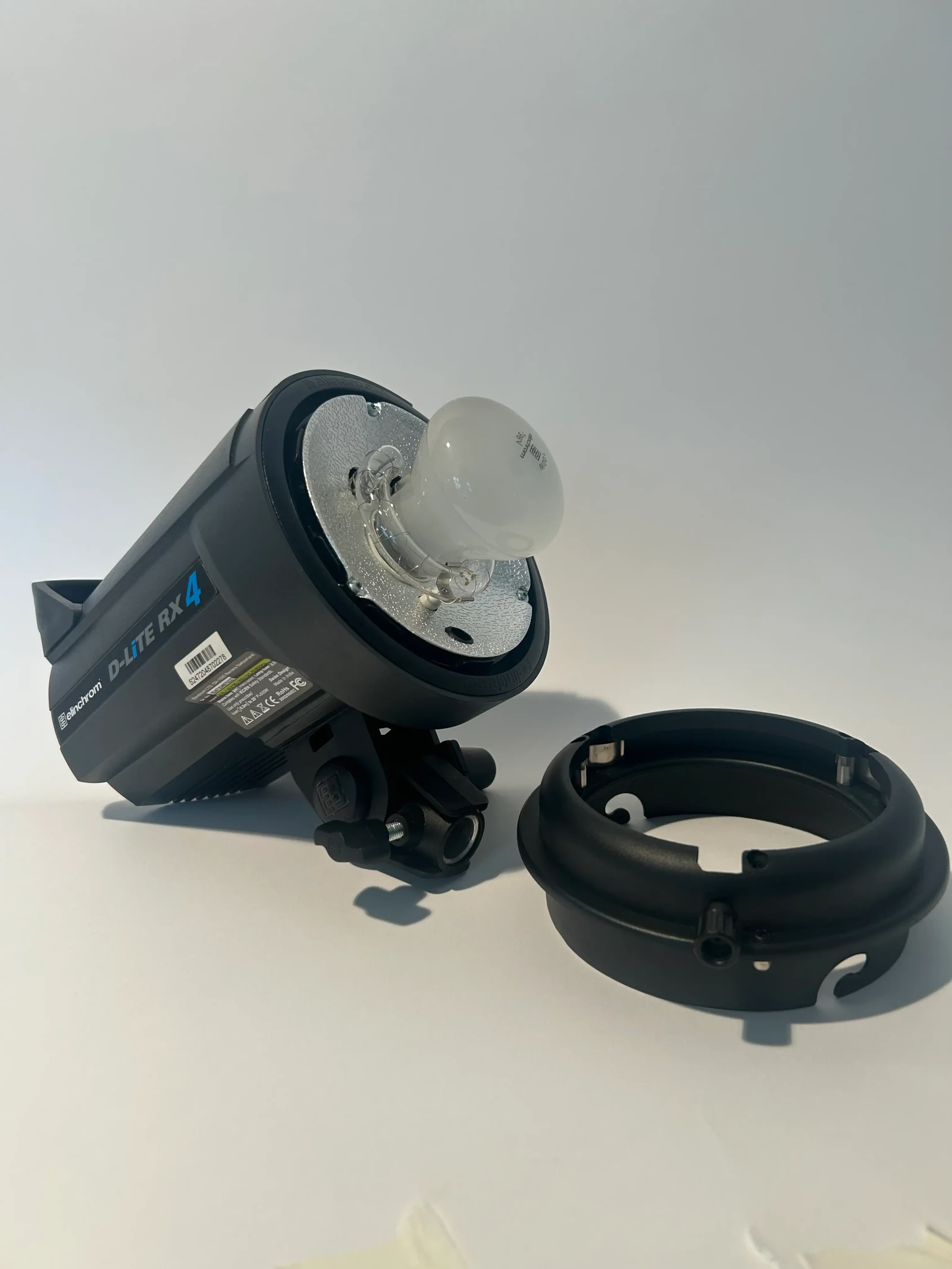 elinchrom dlite rx4 - Photo 1 sur 2