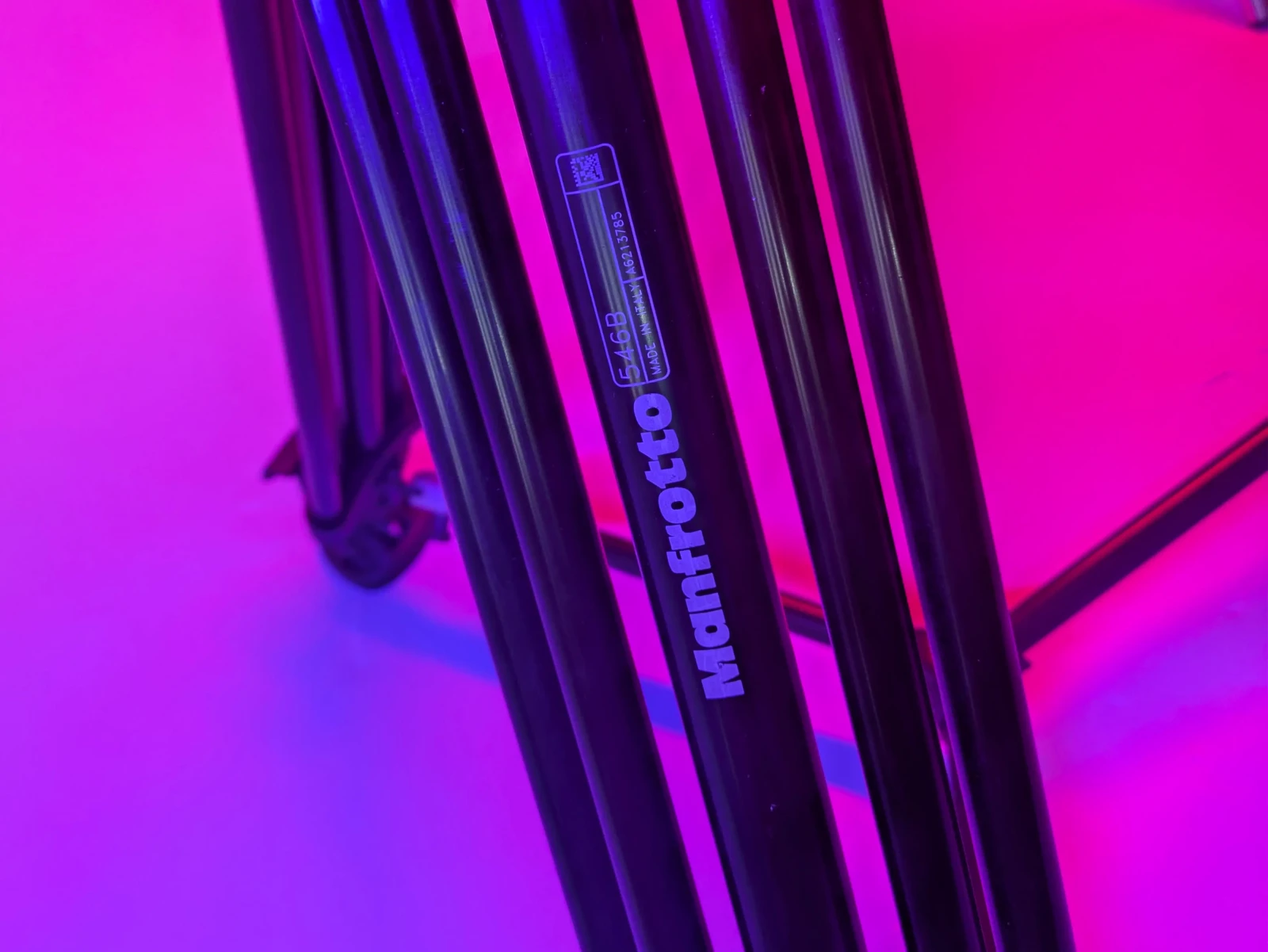 TRÉPIED TÊTE FLUIDE (Manfrotto MVH502A,546GB-1) - Photo 4 sur 5