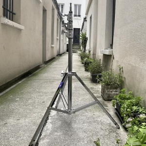 Location Avenger Pied de 1000 Acier