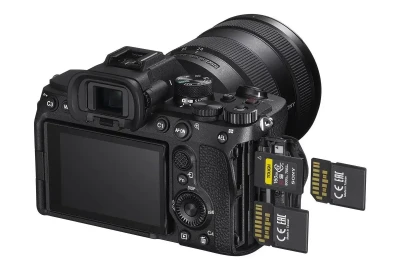Location Sony Alpha 7 IV (A74)