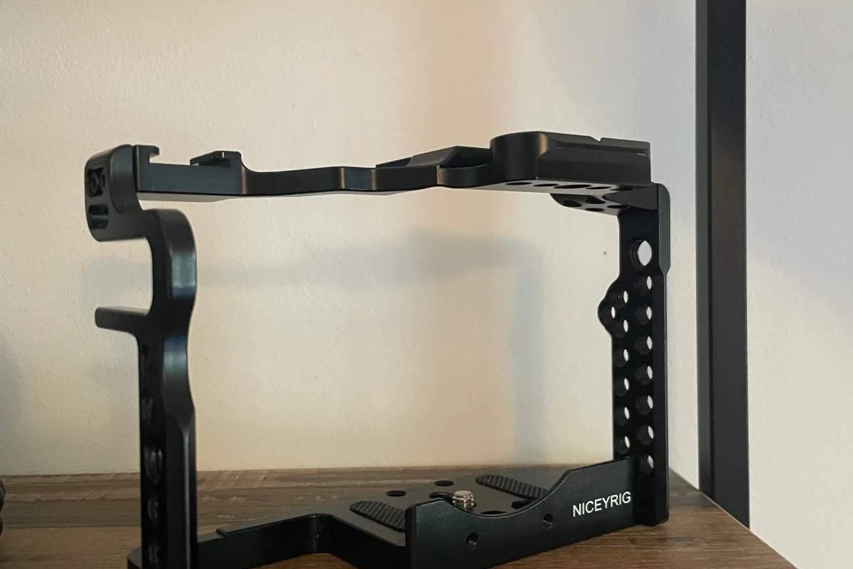Location SmallRig CAGE GH5/GH5S - Lightyshare