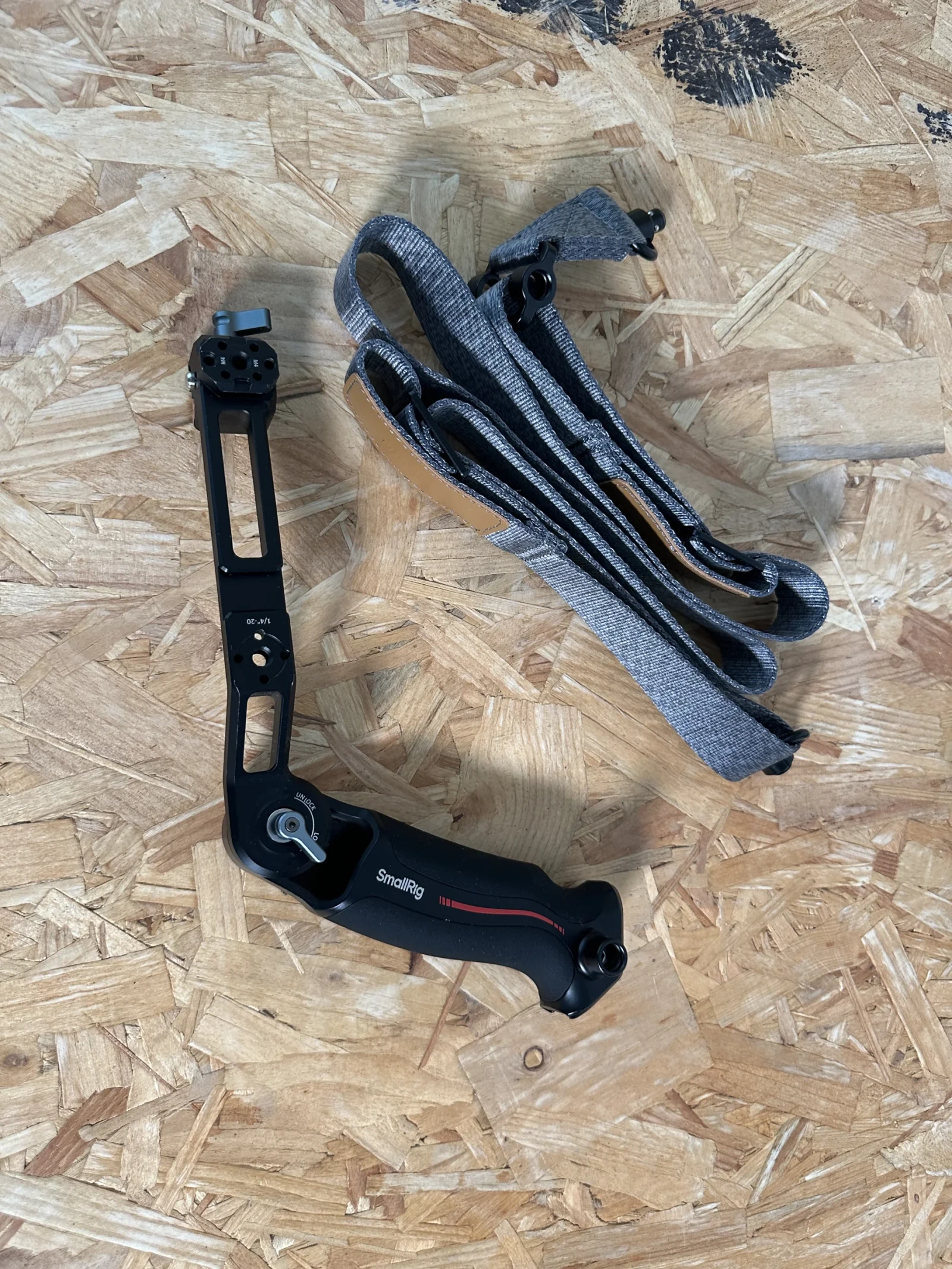 DJI RS 4 Combo - Photo 4 sur 5