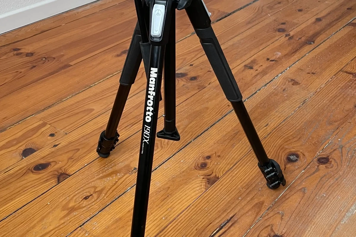 Location Manfrotto 190x, Trépied 3 sections en alu MT190X3 - Lightyshare