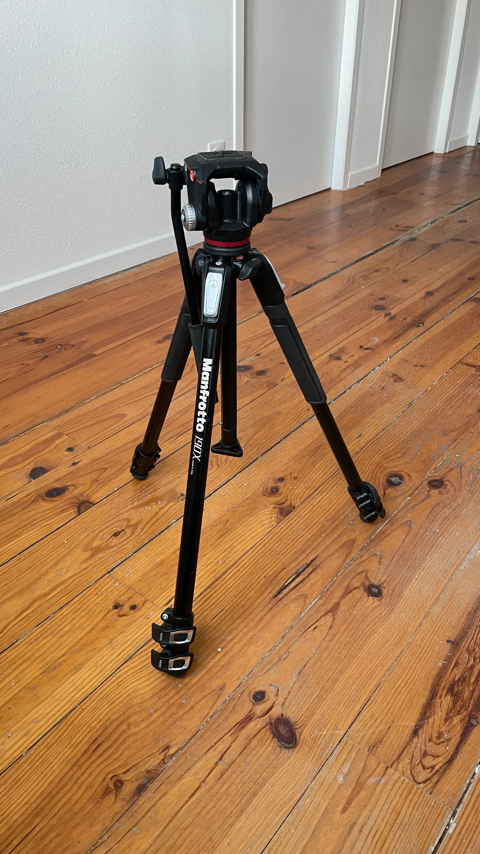 Manfrotto 190x, Trépied 3 sections en alu MT190X3 - Photo 1 sur 1