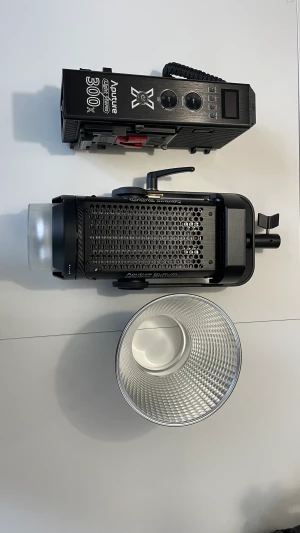 Location Aputure LS 300X