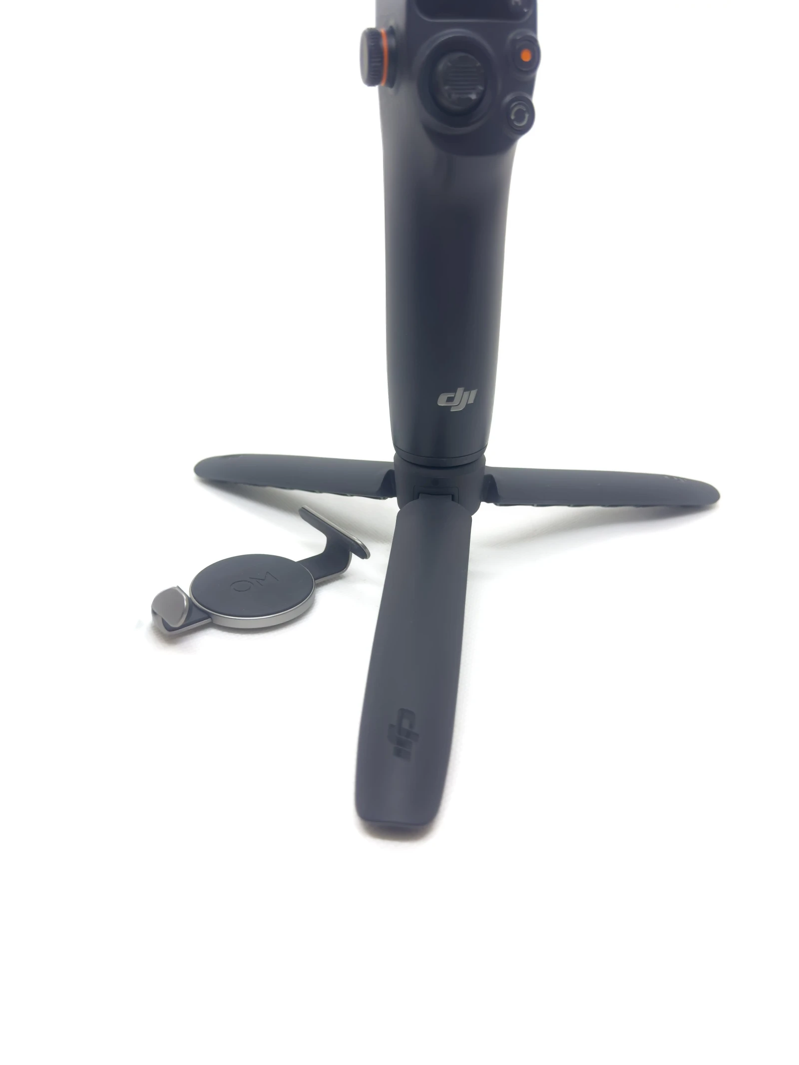 DJI Osmo mobile 6 - Photo 3 sur 4