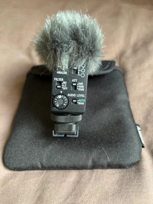 Location Sony ECM-B1M