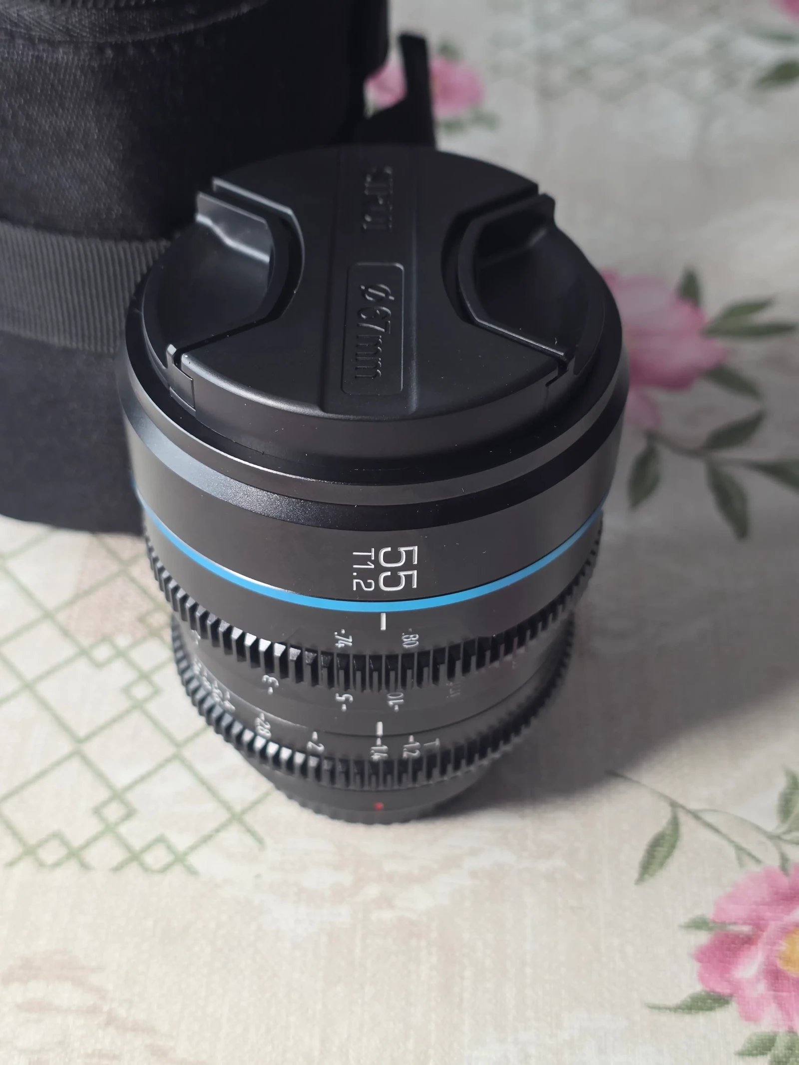 Sirui NightWalker 24mm T1.2 - Photo 2 sur 4