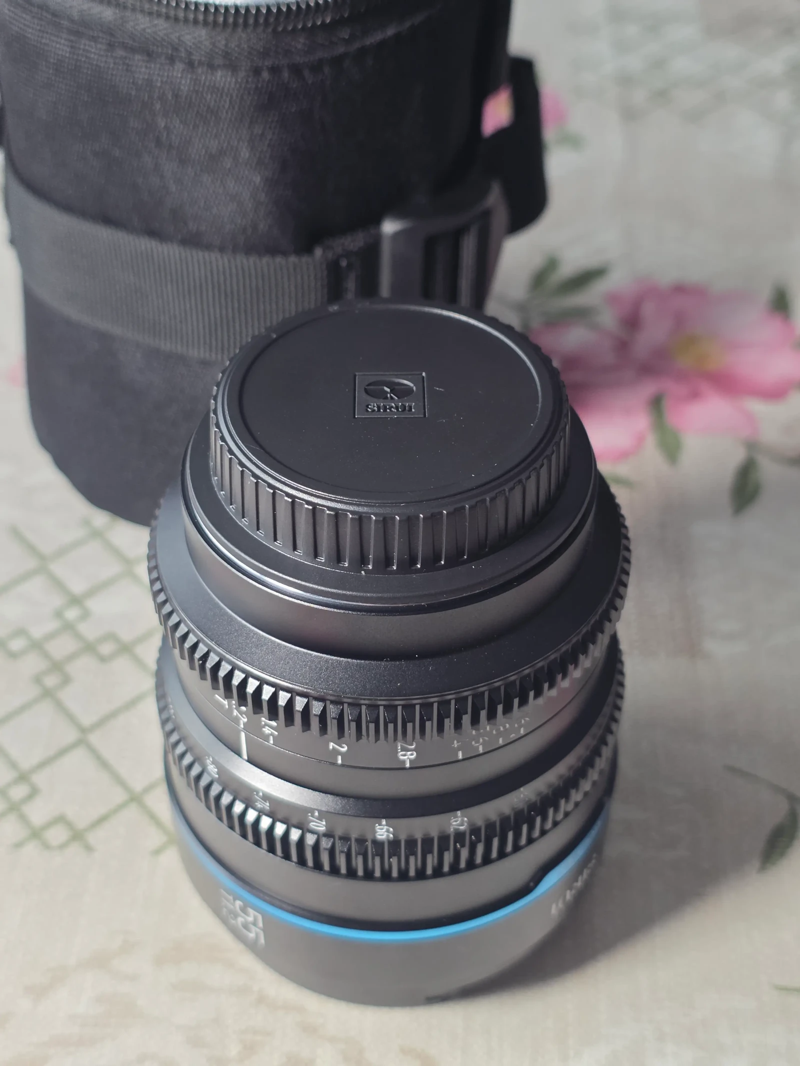 Sirui Nightwalker 55mm T1.2 - Photo 3 sur 4