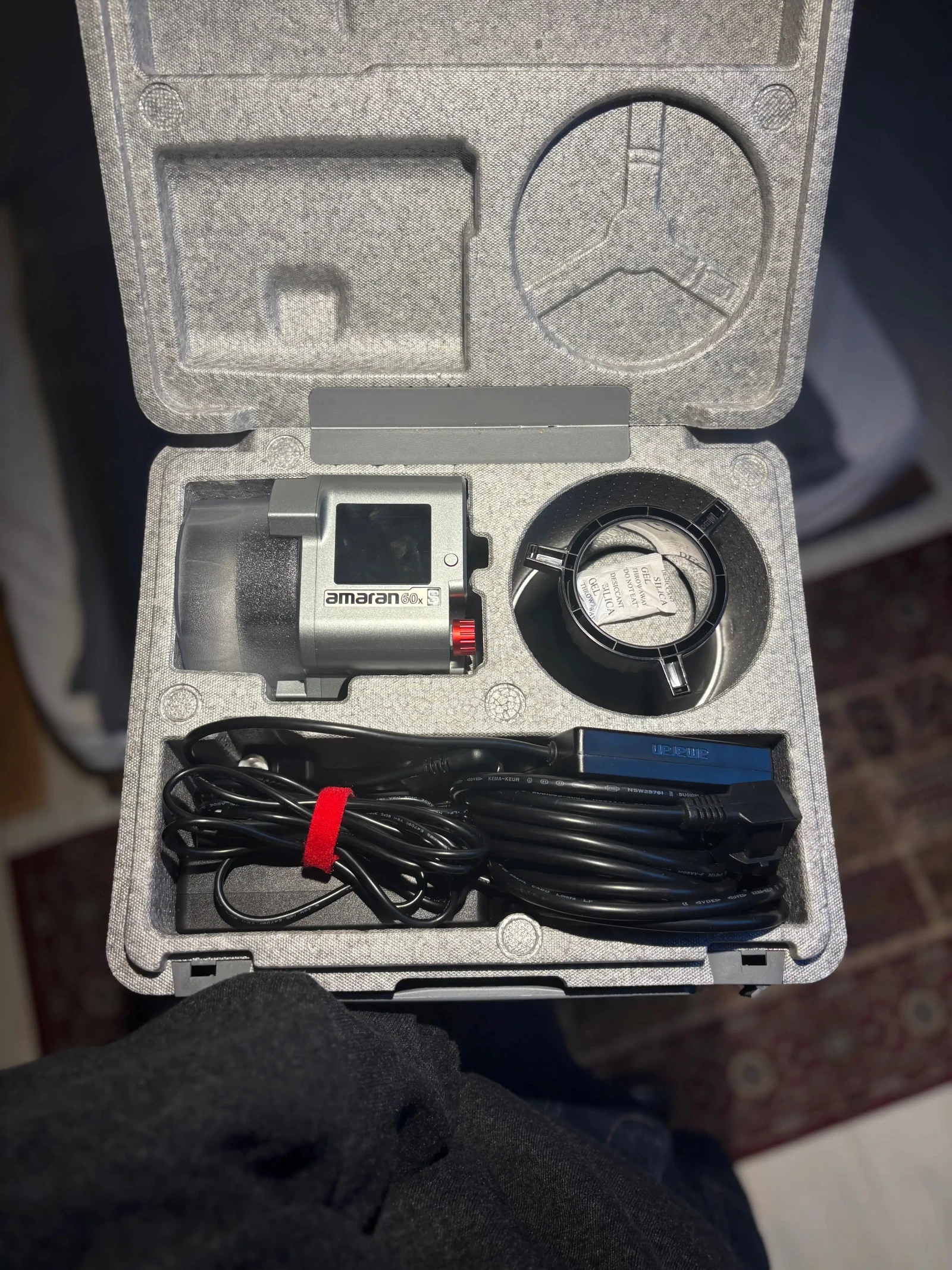 Sony Pack Complet FX30 + Optiques + Trépieds + Lumières + Accessoires - Photo 7 sur 10