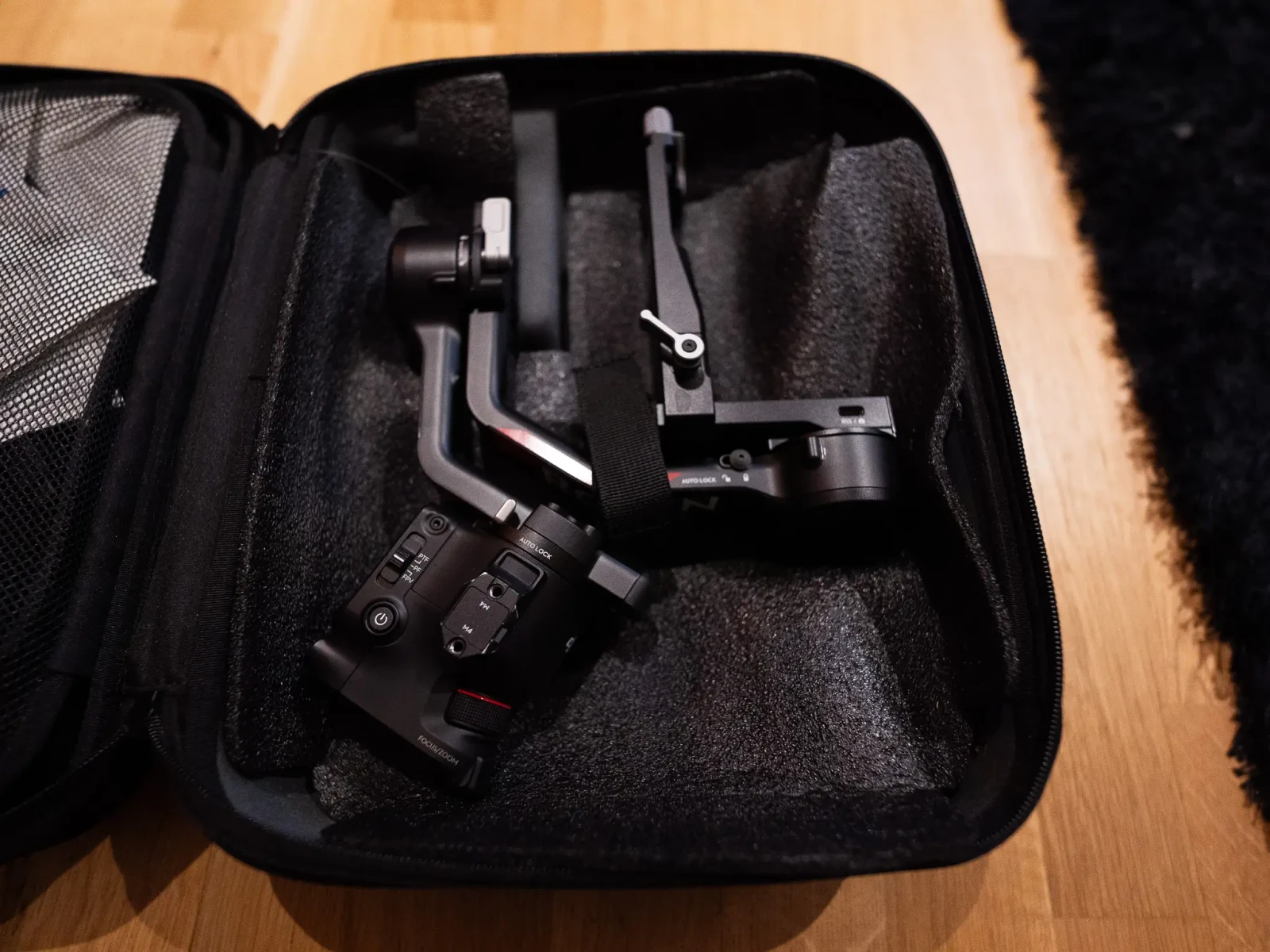 DJI Ronin RS 4 Pro - Photo 1 sur 6