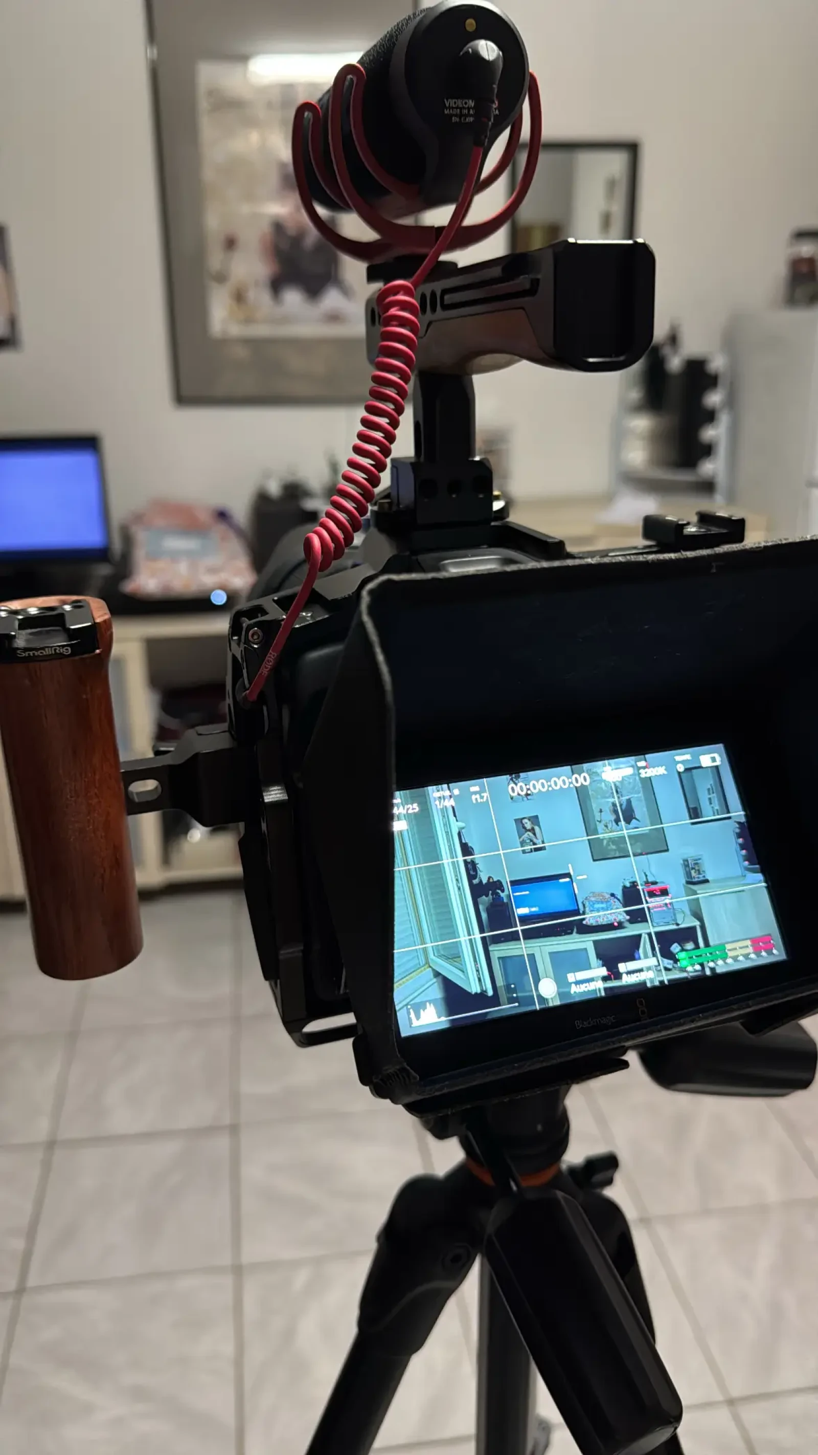 Blackmagic Design Pocket Cinema Camera 6K Pro - Photo 2 sur 5