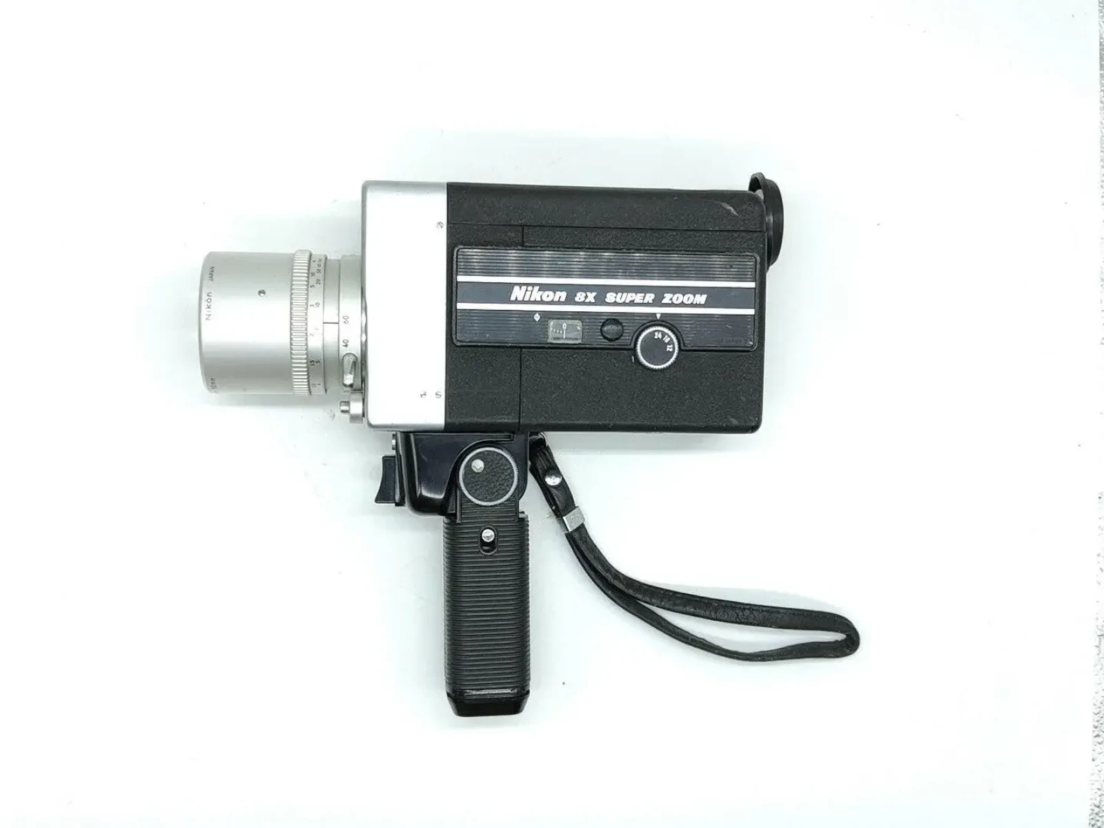 Nikon 8x super zoom - Photo 1 sur 1