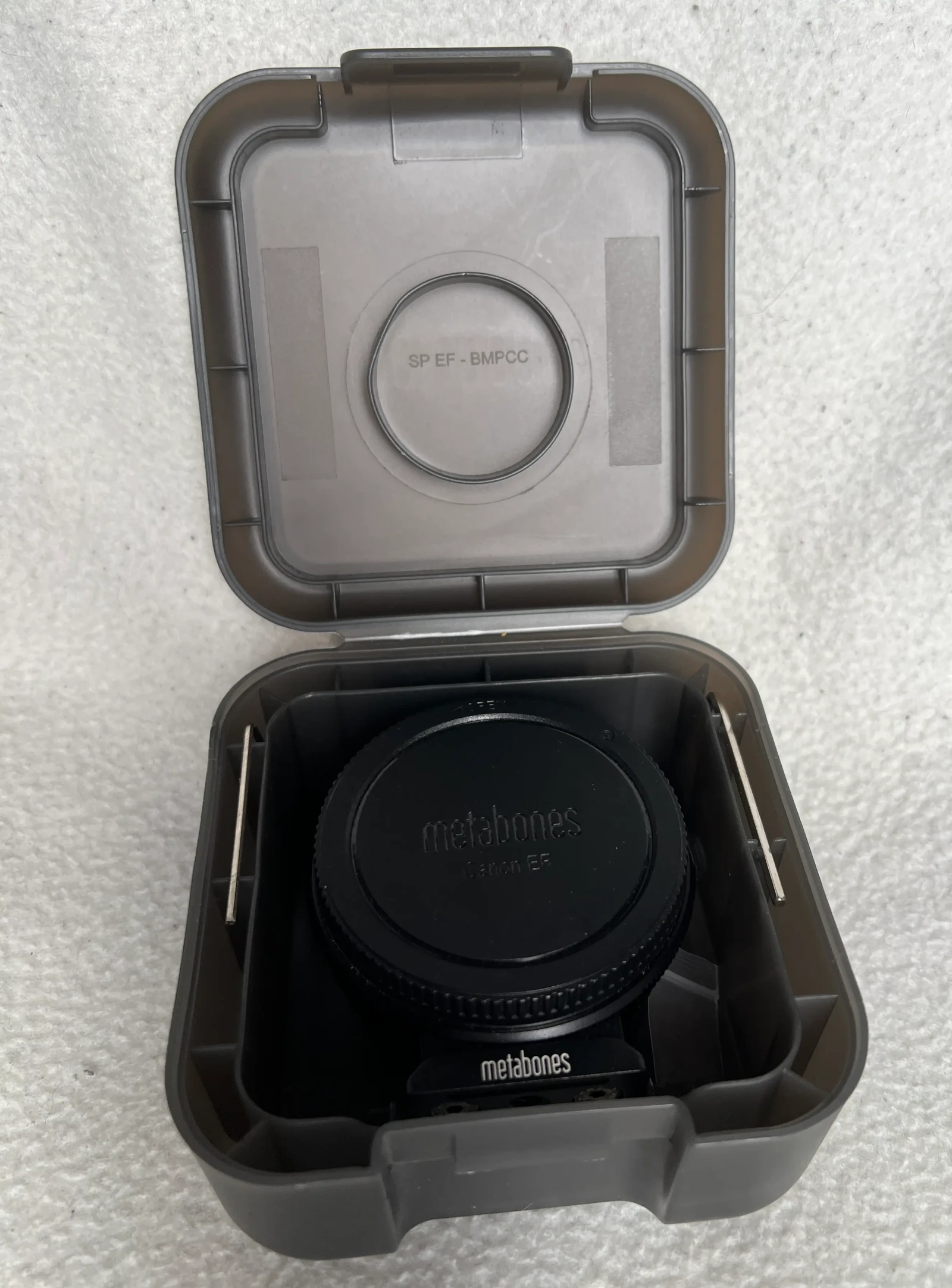 Metabones Speed Booster ULTRA 0.71x EF-MFT Mount T - Photo 2 sur 2