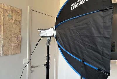 Location Aputure Amaran 200X