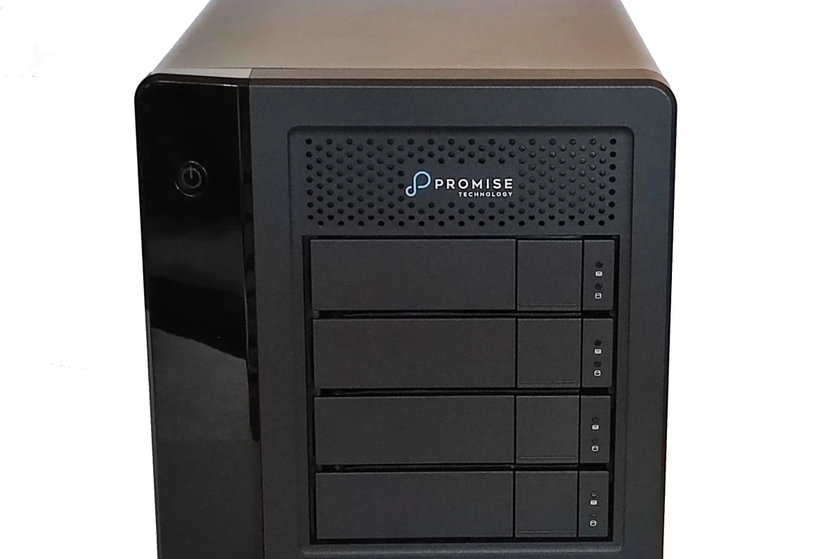 Location Promise Pegasus R4 RAID 48 To - Lightyshare