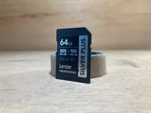 Location Lexar Silver Plus 64GB