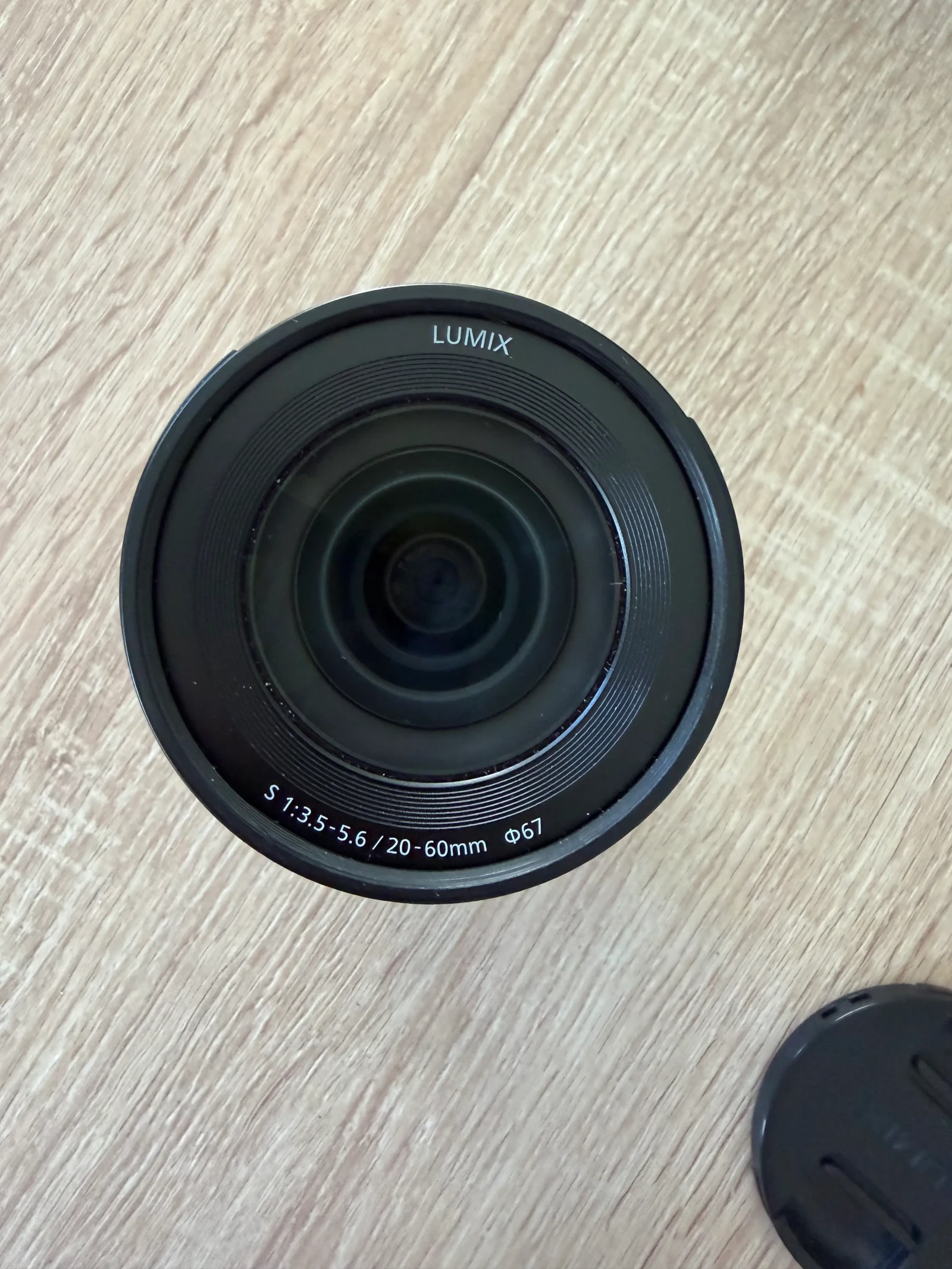 Panasonic Lumix S 20-60mm f/3.5-5.6 - Photo 2 sur 2