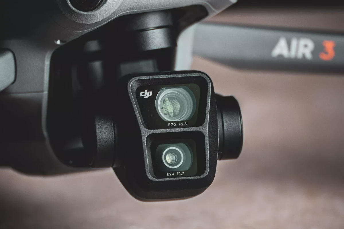 Location DJI Air 3 fly More Combo - Lightyshare