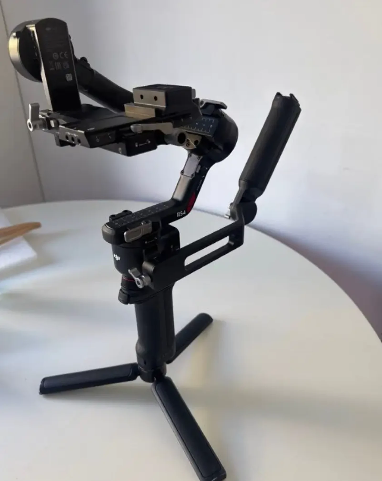 DJI Ronin RS 4 Pro - Photo 2 sur 2