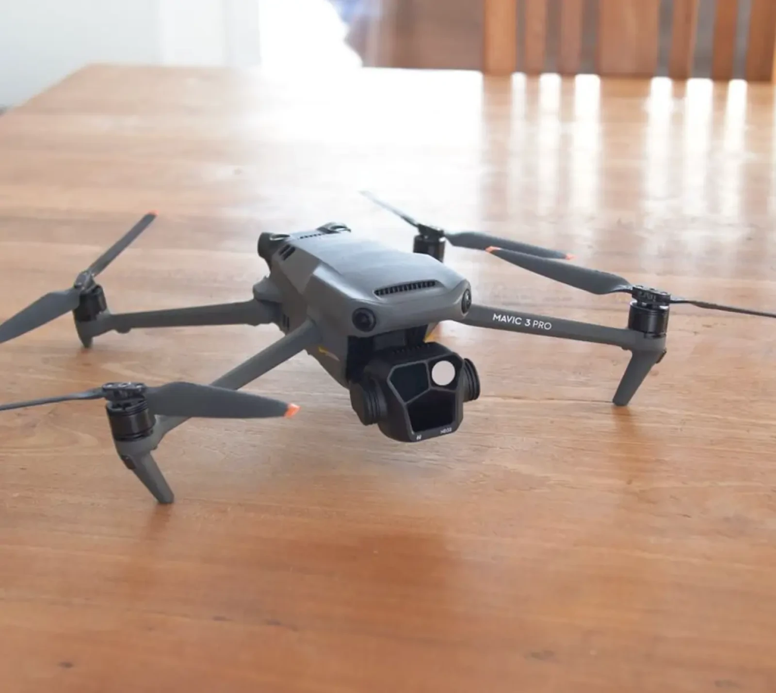 DJI Mini 3 Fly More Combo - Photo 6 sur 8