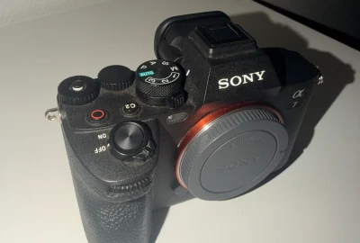 Location Sony Alpha 7 IV (A74)