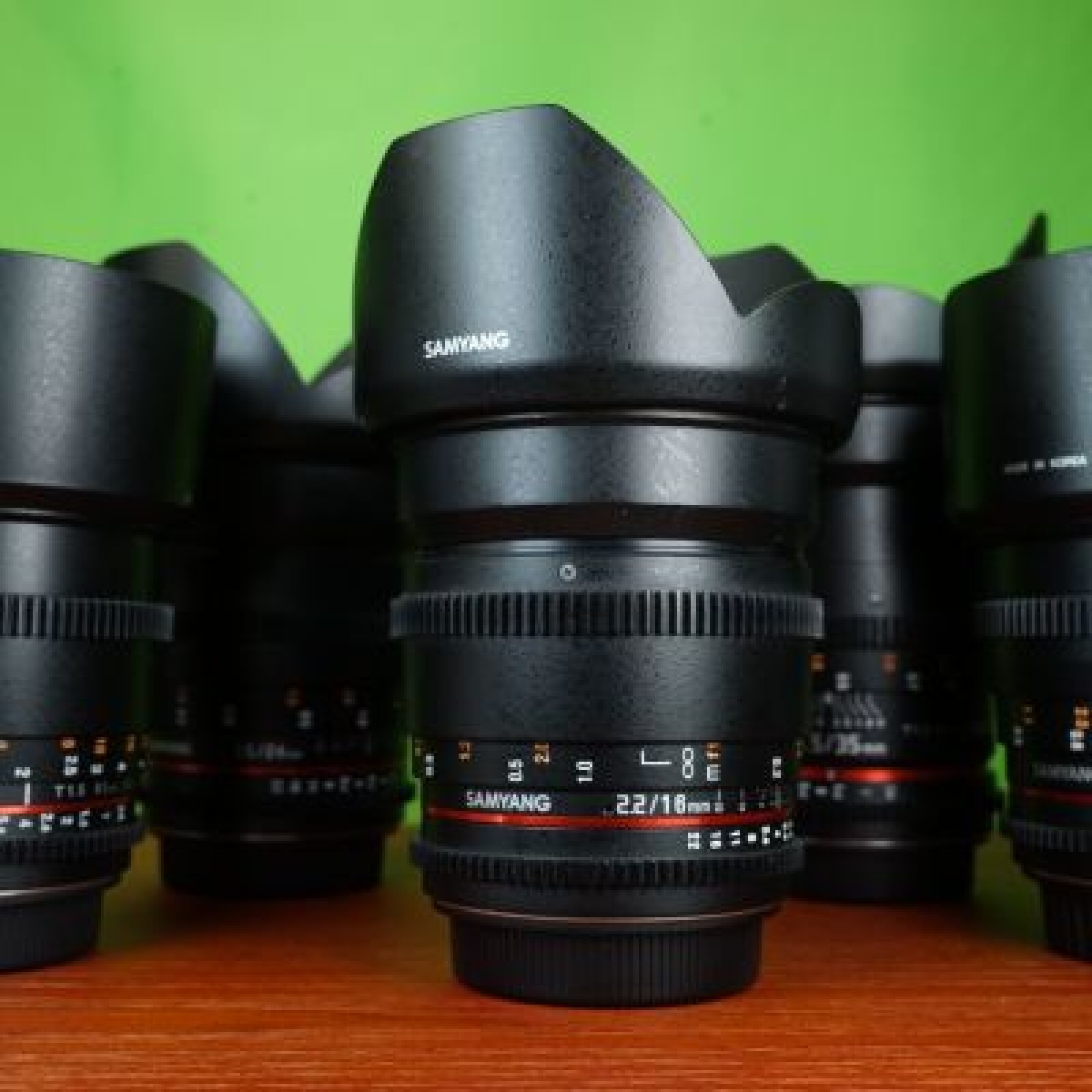 PACK CINÉ SAMYANG EF 5 OPTIQUES (16-24-35-50-85) - Photo 2 sur 5