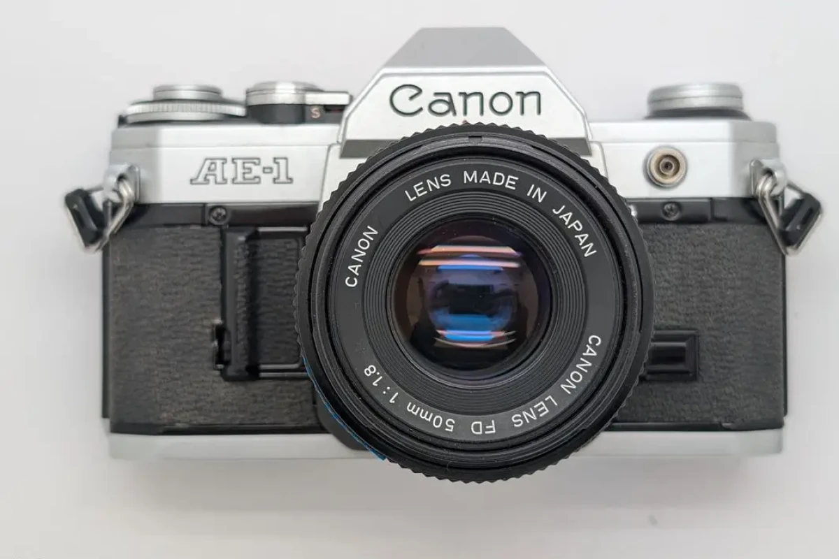 Location Canon AE-1 - Lightyshare