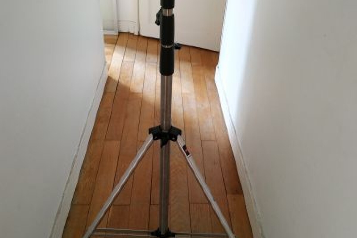 Location Loue Pied Manfrotto 005X (103 cm-290cm)+ support lumière - Lightyshare