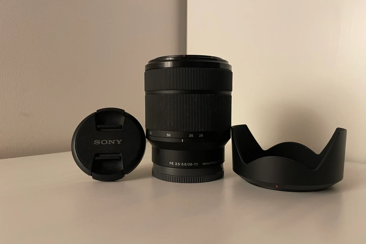 Location Sony FE 28-70mm f/3.5-5.6 OSS - Lightyshare
