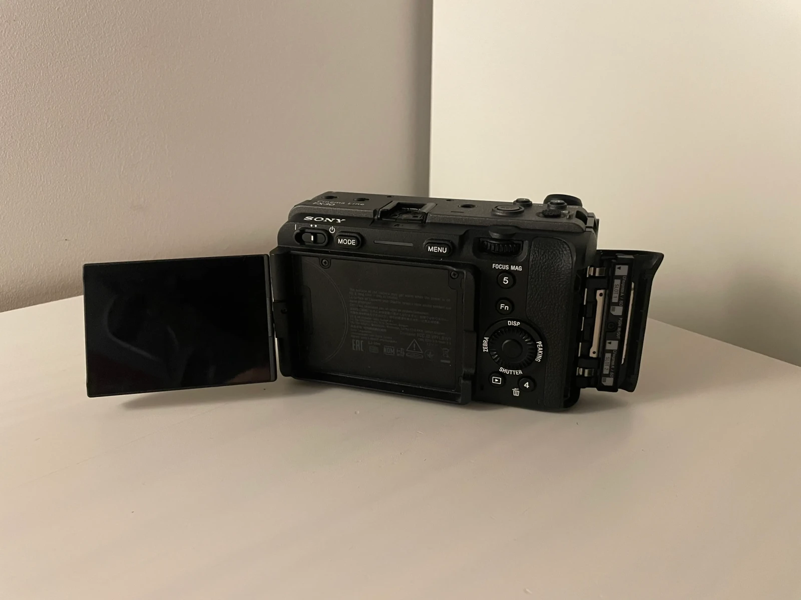 Sony FX30 Cinema Line - Photo 1 sur 3