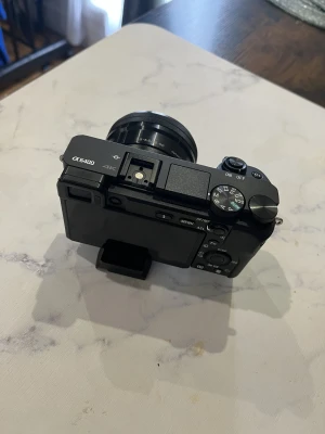 Location Sony A6400